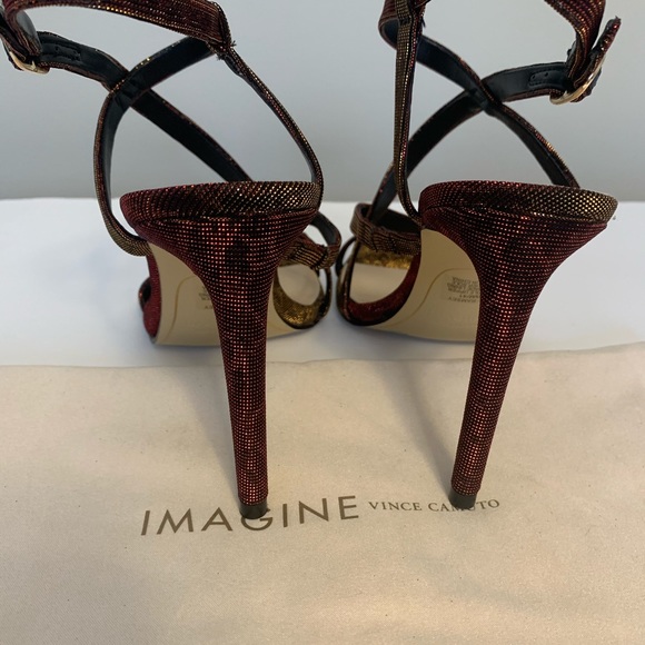 Vince Camuto shimmery red and gold shoes size 9.5 - Picture 9 of 10